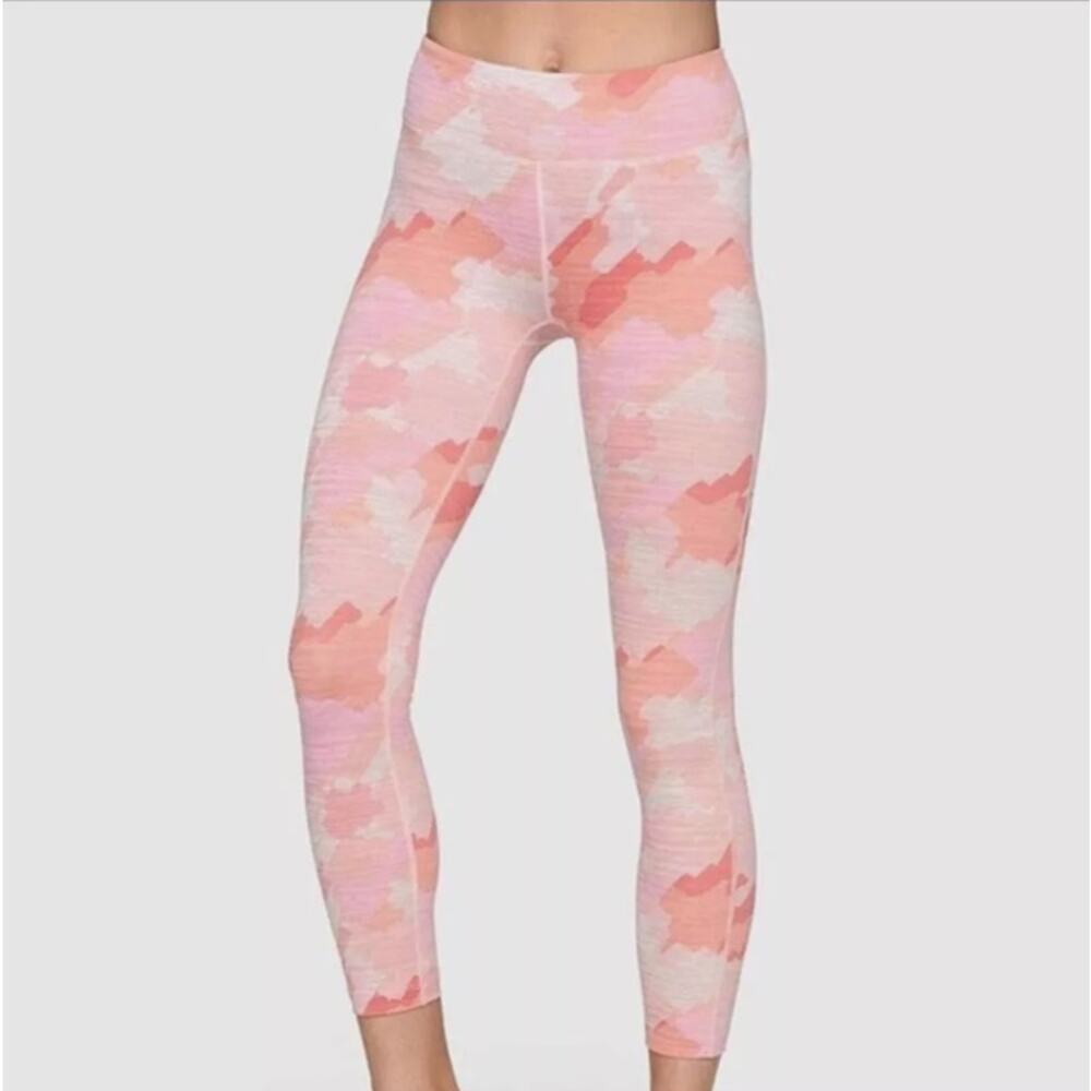 Outdoor Voices Tech Sweat High Rise Activewear Leggings Pink Camo Small